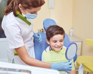Odontopediatria: 6 dicas para cirurgiões-dentistas que atendem sozinhos nos consultórios